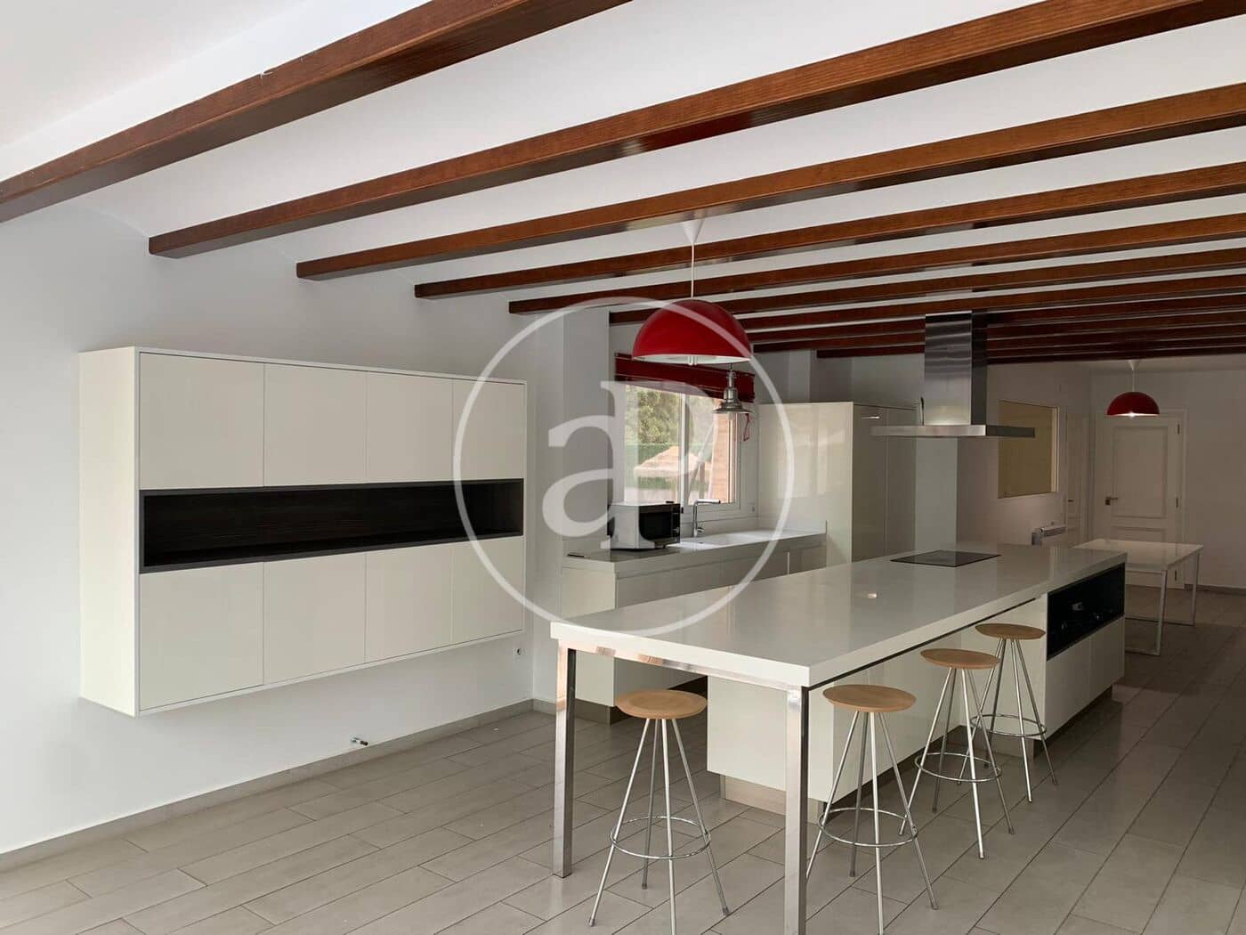 9 Zimmer Villa zu vermieten in Betera mit Pool - 5.500 € (Ref: 9000029)