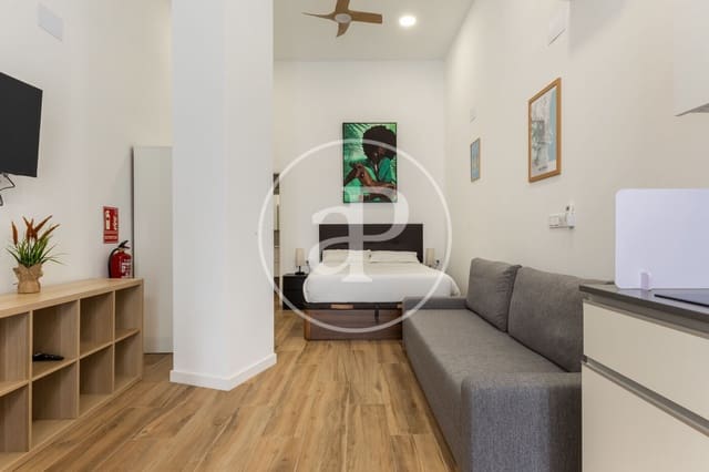 1 bedroom Villa for sale in Benicalap, Valencia city - € 195,000 (Ref: 9000038)