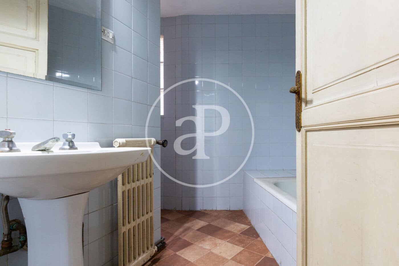 Lejlighed til salg i Valencia by - € 7.500.000 (Ref: 9000055)