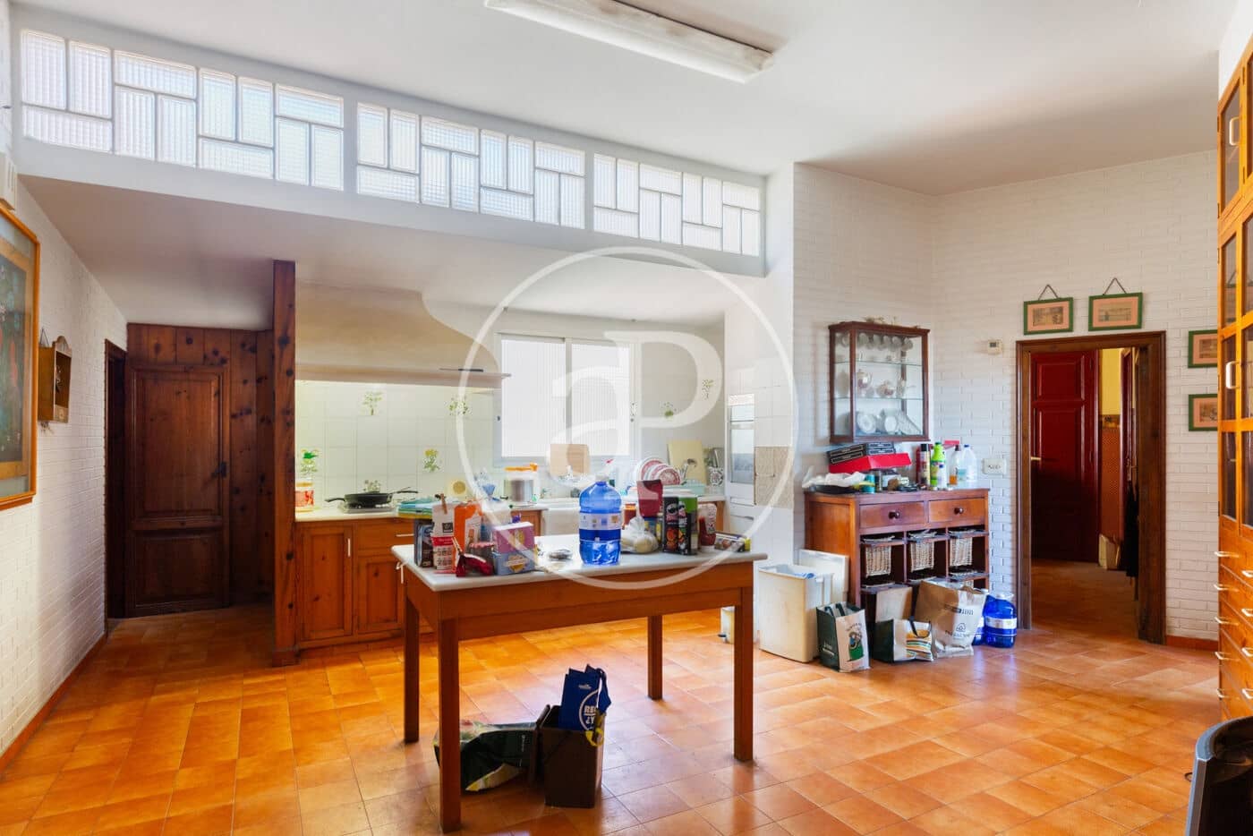 Lejlighed til salg i Valencia by - € 7.500.000 (Ref: 9000055)