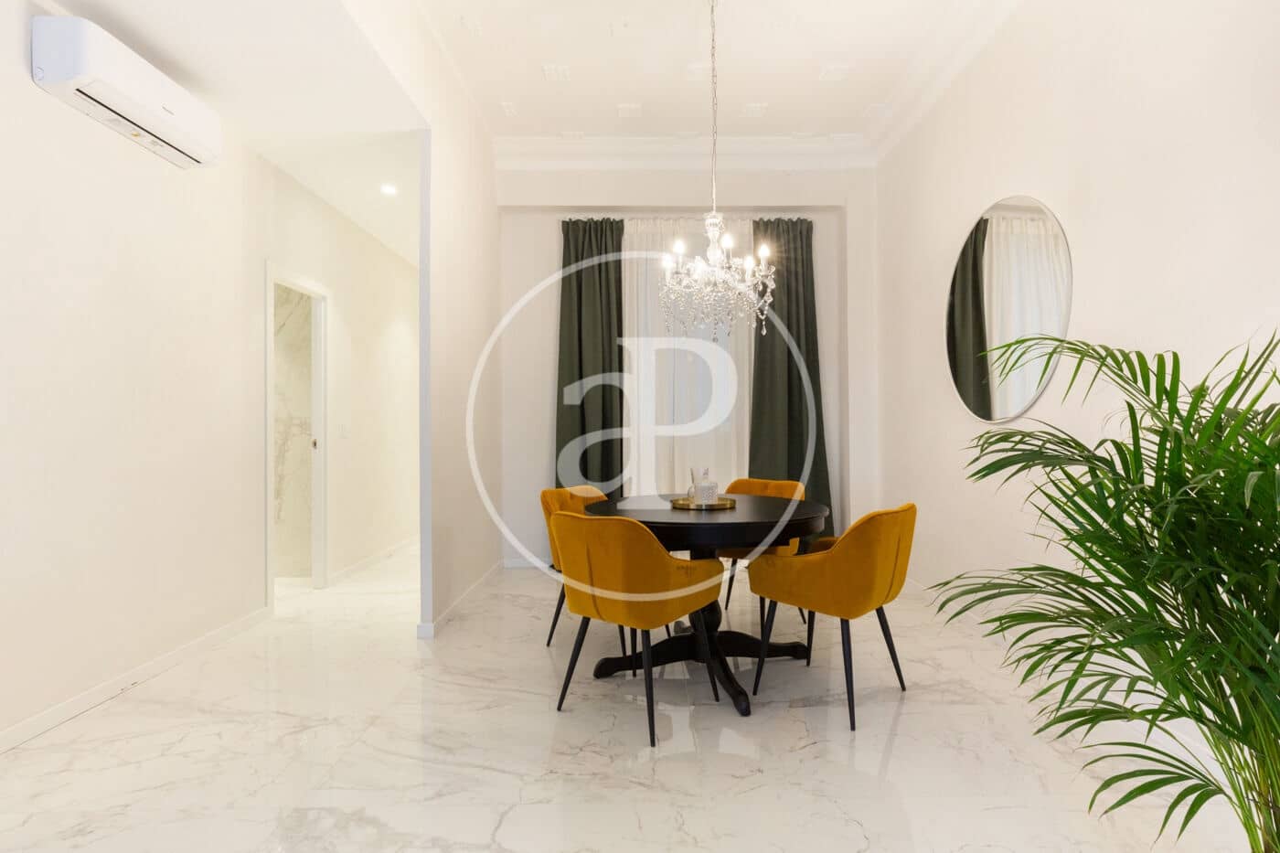 3 soverom Leilighet til leie i Valencia by - € 2 500 (Ref: 9000064)