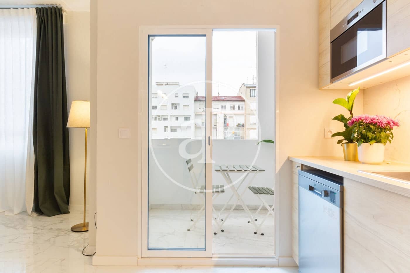 3 soverom Leilighet til leie i Valencia by - € 2 500 (Ref: 9000064)
