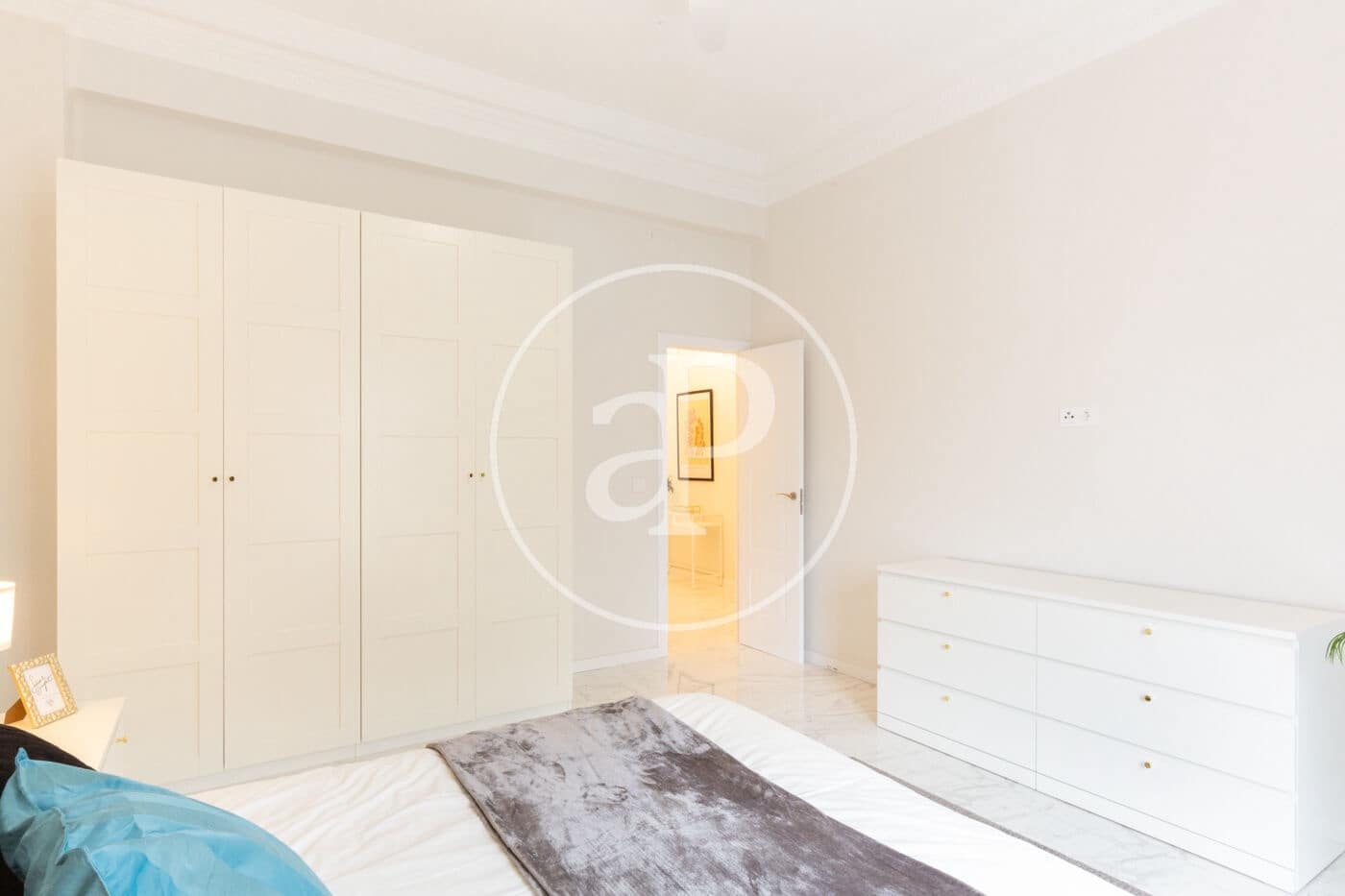 3 soverom Leilighet til leie i Valencia by - € 2 500 (Ref: 9000064)