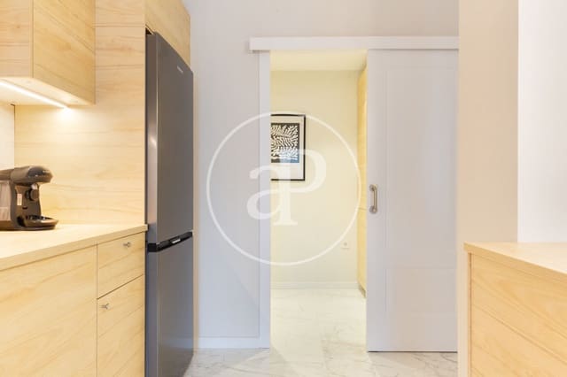3 soverom Leilighet til leie i Arrancapins, Valencia by - € 2 500 (Ref: 9000064)