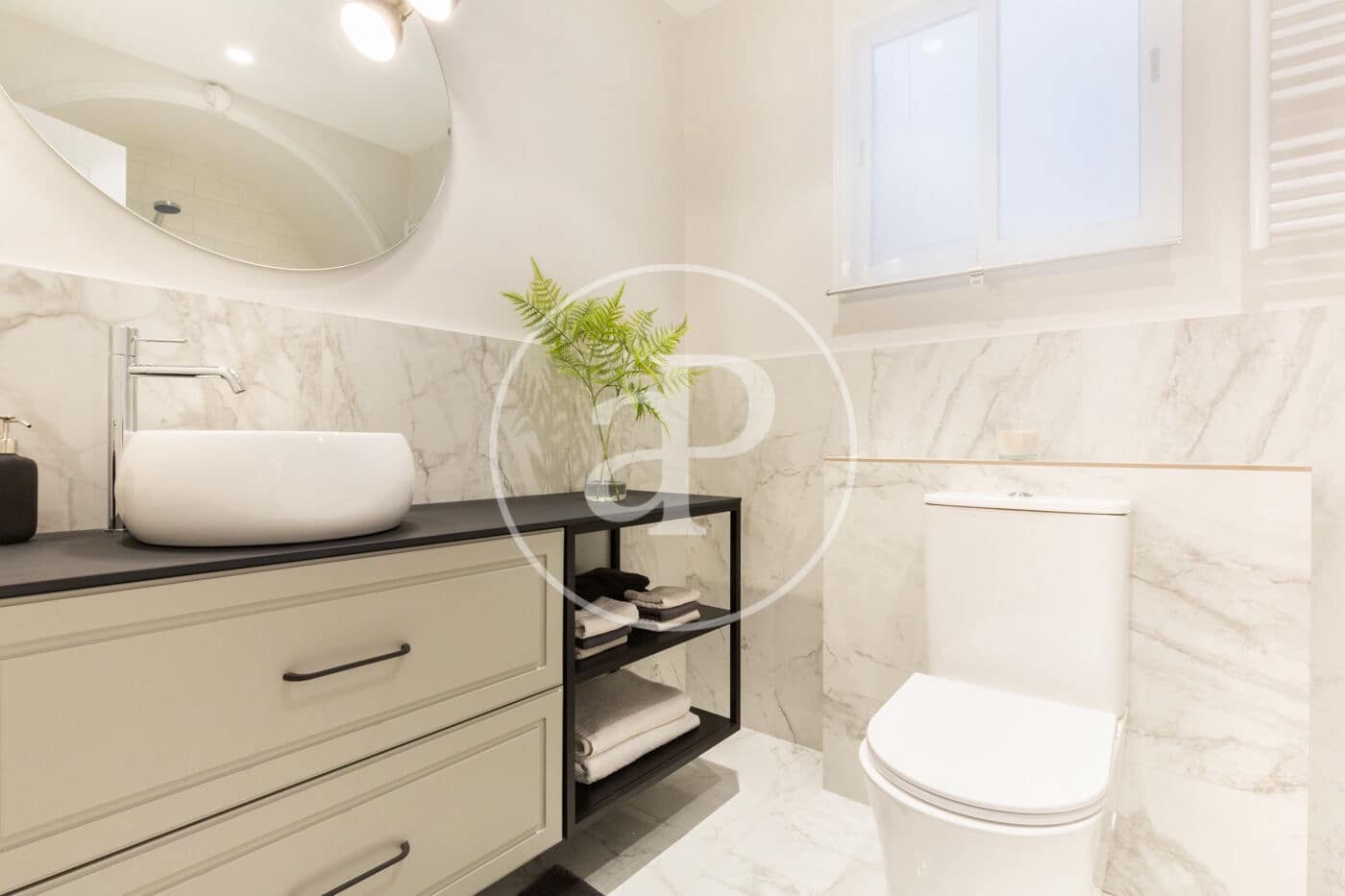 3 soverom Leilighet til leie i Valencia by - € 2 500 (Ref: 9000064)
