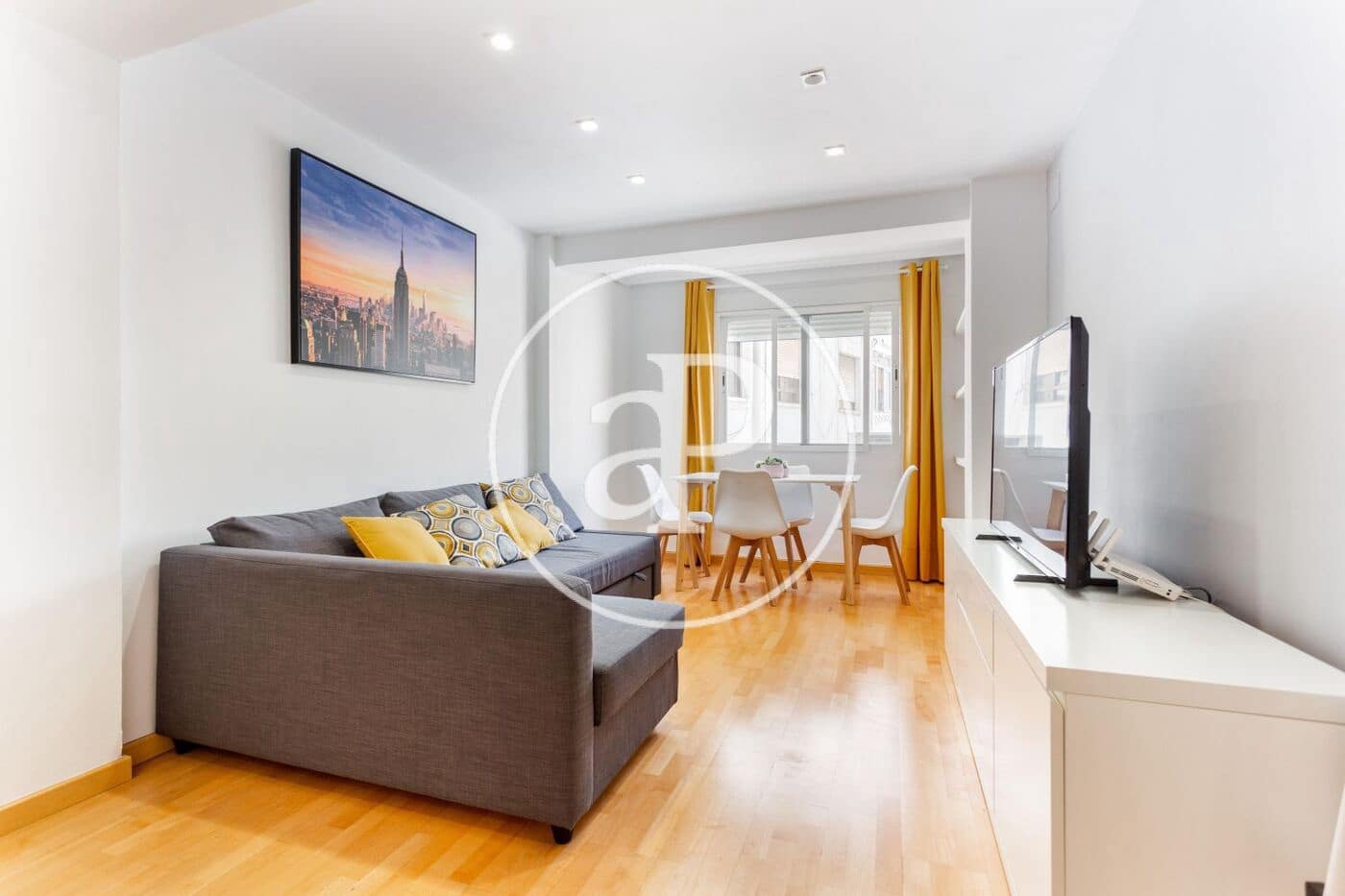 3 soveværelse Lejlighed til leje i Valencia by - € 1.400 (Ref: 9000065)