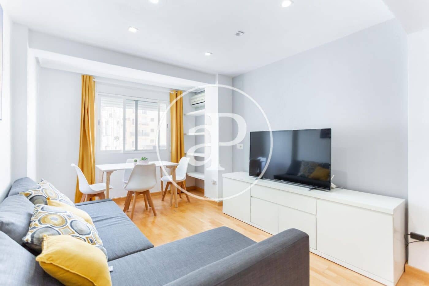 3 soveværelse Lejlighed til leje i Valencia by - € 1.400 (Ref: 9000065)