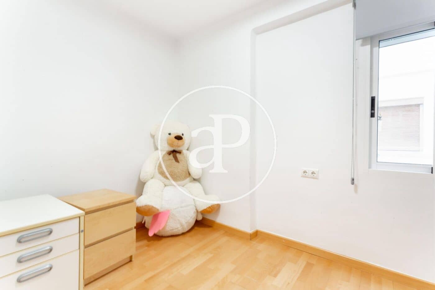 3 soveværelse Lejlighed til leje i Valencia by - € 1.400 (Ref: 9000065)