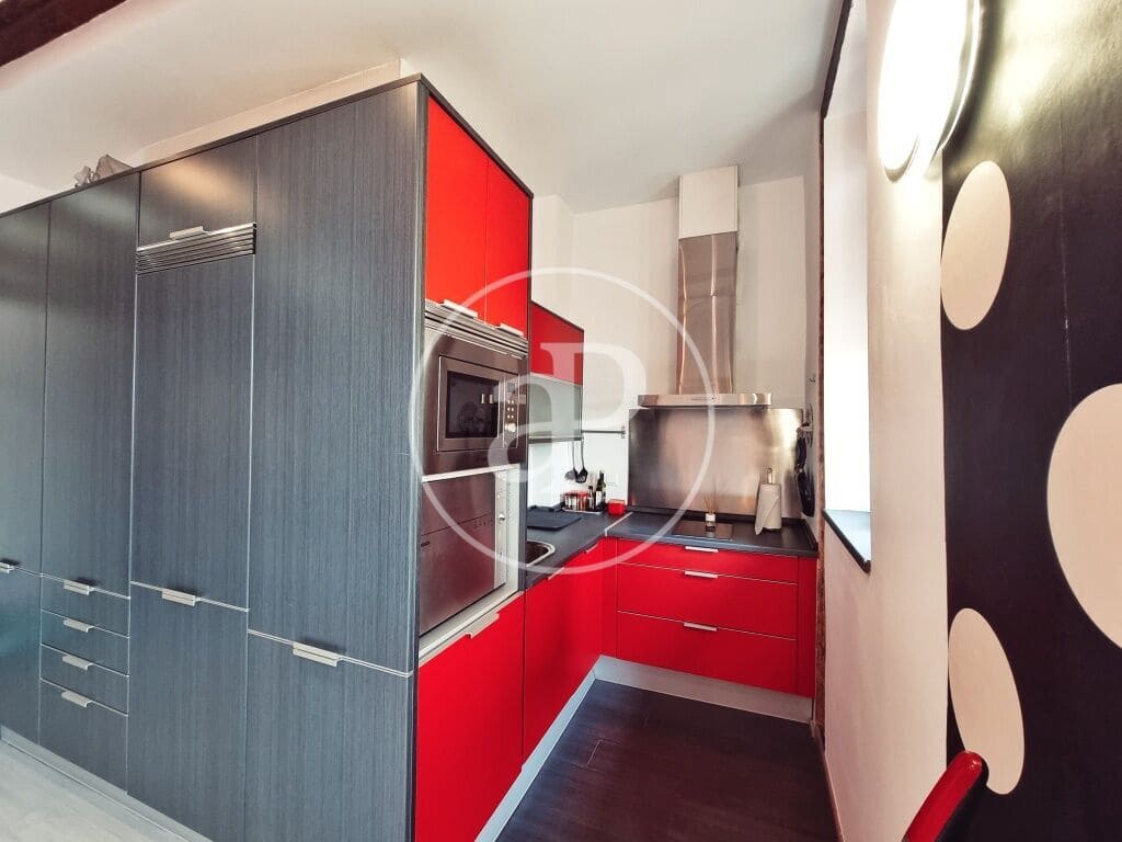 1 soverom Leilighet til leie i Valencia by - € 1 300 (Ref: 9000086)