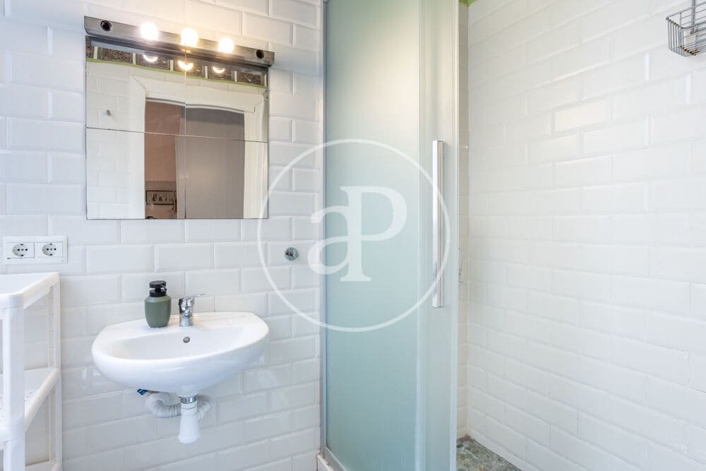 1 camera da letto Appartamento da affittare in Valencia citta - 1.300 € (Rif: 9000086)