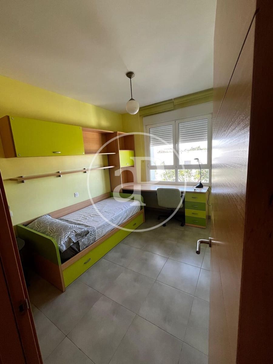 3 makuuhuone Kattohuoneisto vuokrattavana paikassa Almenara mukana uima-altaan - 1 500 € (Ref: 9000094)