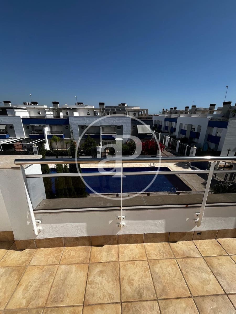 3 makuuhuone Kattohuoneisto vuokrattavana paikassa Almenara mukana uima-altaan - 1 500 € (Ref: 9000094)