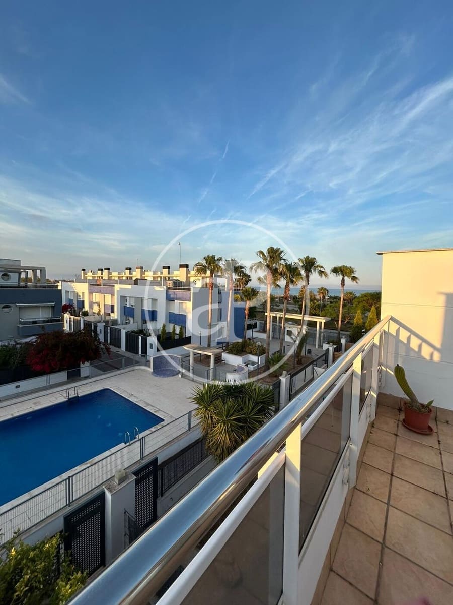 3 quarto Penthouse para arrendar em Almenara com piscina - 1 500 € (Ref: 9000094)