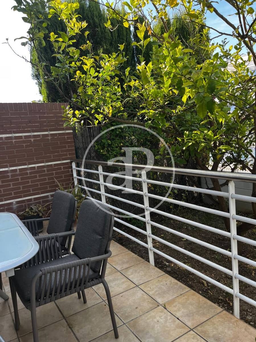 3 quarto Penthouse para arrendar em Almenara com piscina - 1 500 € (Ref: 9000094)