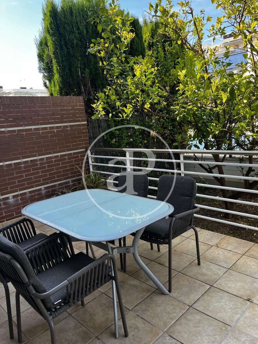 3 quarto Penthouse para arrendar em Almenara com piscina - 1 500 € (Ref: 9000094)