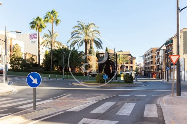 Villa til salg i Valterna, Paterna - € 190.000 (Ref: 9000105)