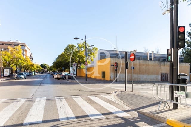 Villa til salg i Valterna, Paterna - € 190.000 (Ref: 9000105)