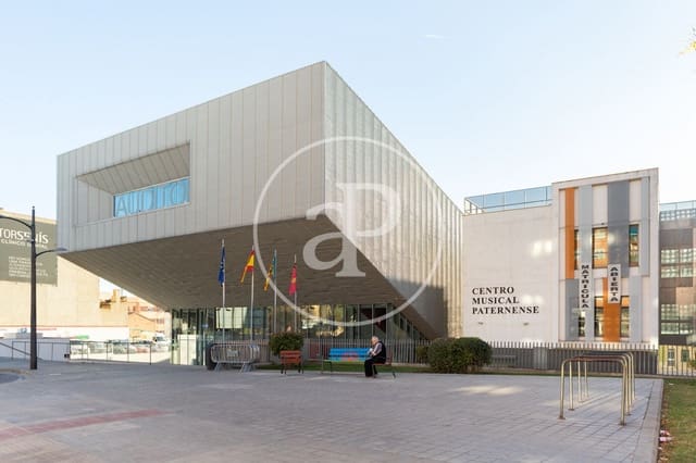 Villa til salg i Valterna, Paterna - € 190.000 (Ref: 9000105)