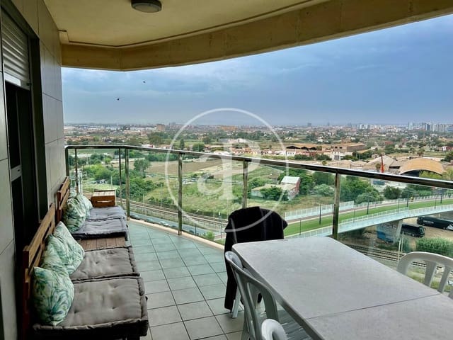 3 soveværelse Lejlighed til leje i La Punta, Valencia by med swimmingpool - € 2.000 (Ref: 9001760)