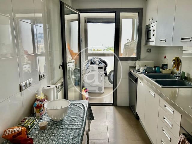 3 soveværelse Lejlighed til leje i La Punta, Valencia by med swimmingpool - € 2.000 (Ref: 9001760)