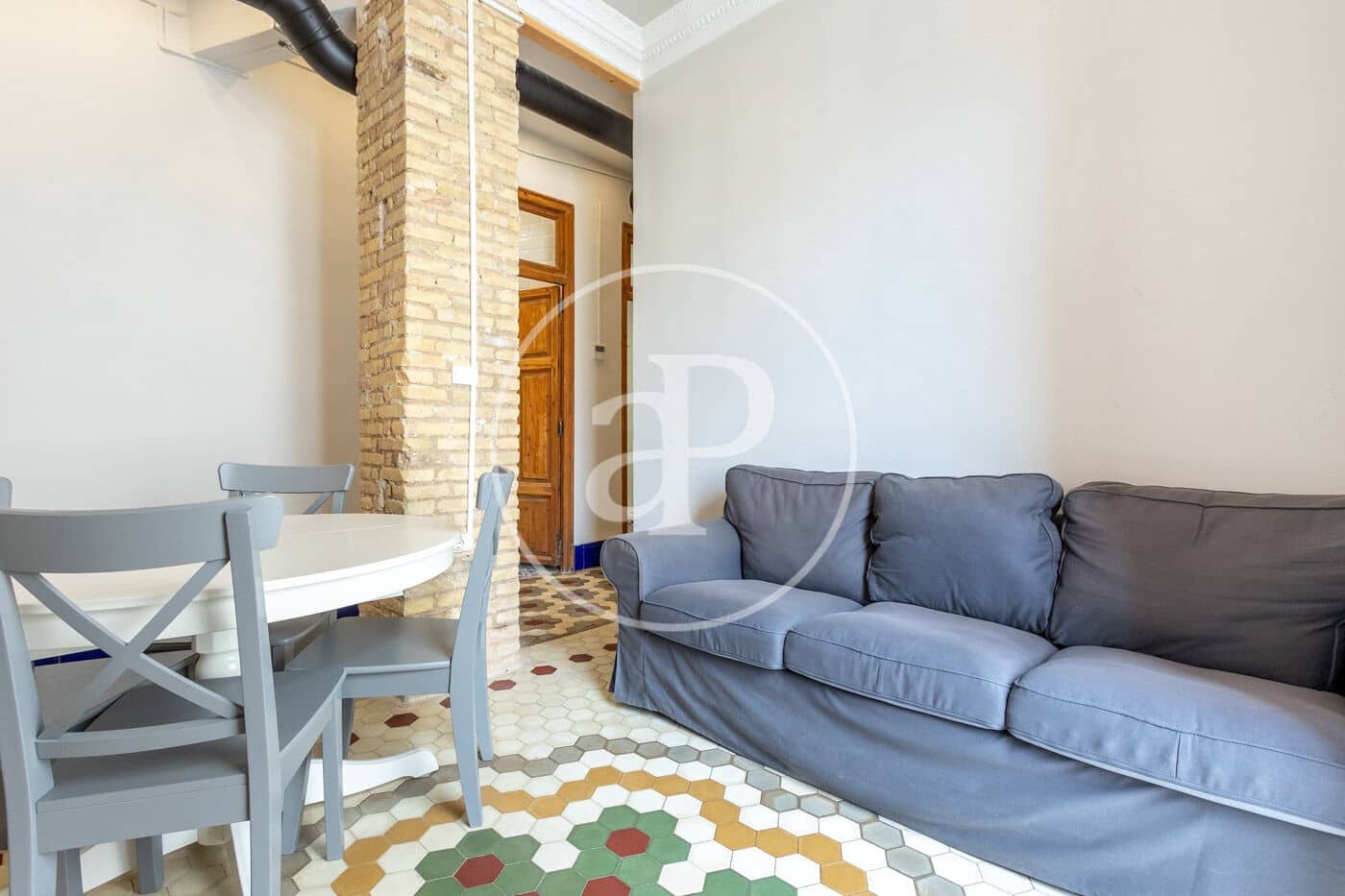 4 slaapkamer Appartement te huur in Valencia stad - € 2.000 (Ref: 9003077)