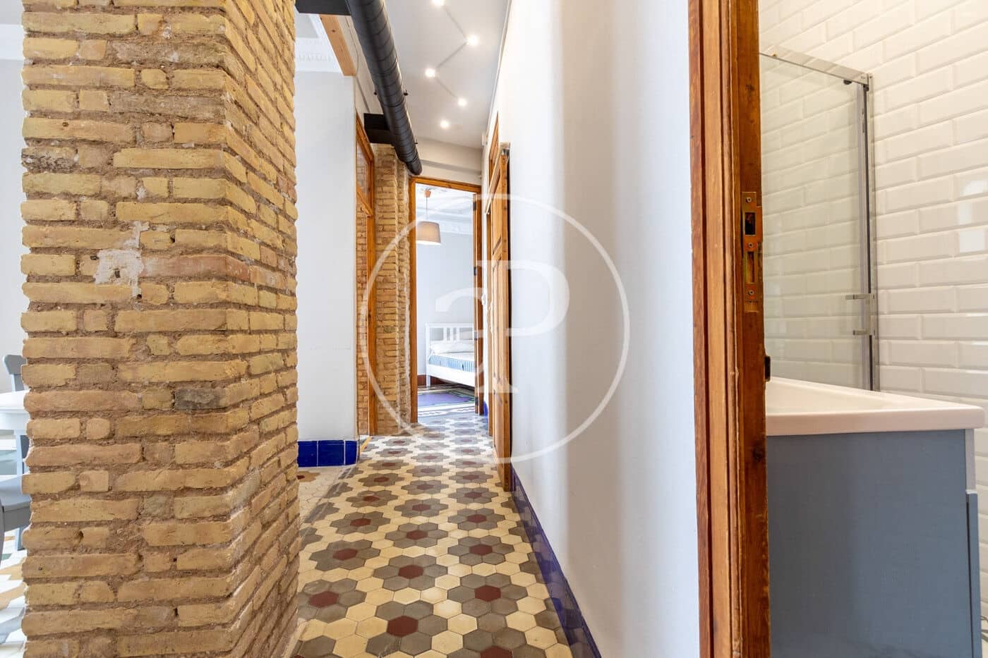 4 slaapkamer Appartement te huur in Valencia stad - € 2.000 (Ref: 9003077)