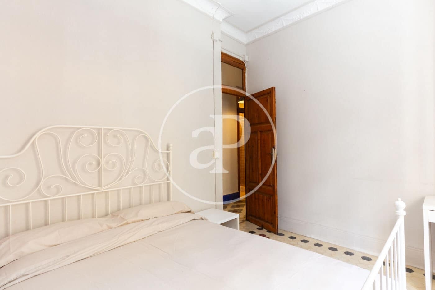 4 Zimmer Apartment zu vermieten in Valencia Stadt - 1.500 € (Ref: 9003078)