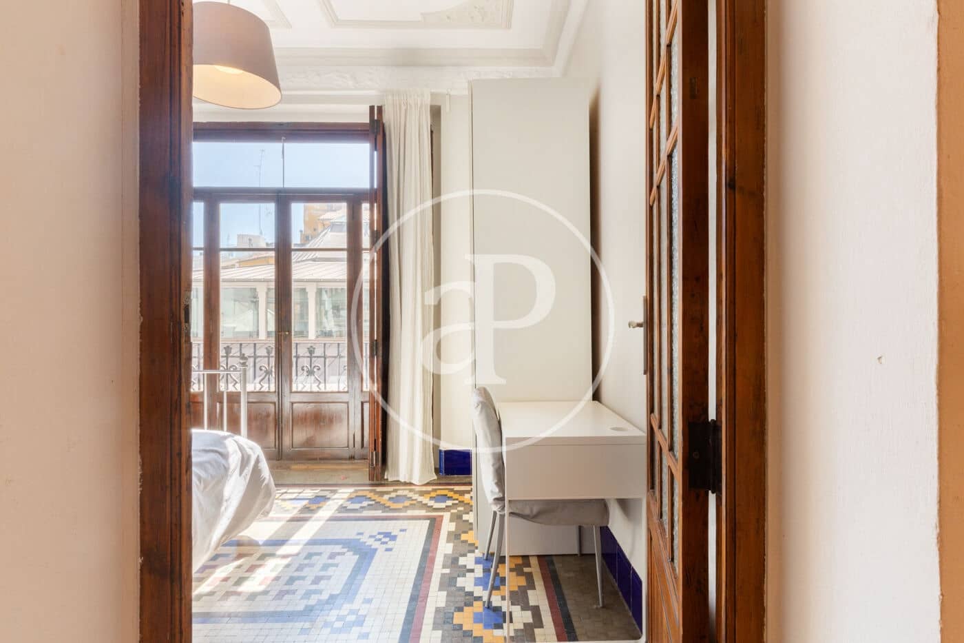4 Zimmer Apartment zu vermieten in Valencia Stadt - 1.500 € (Ref: 9003078)
