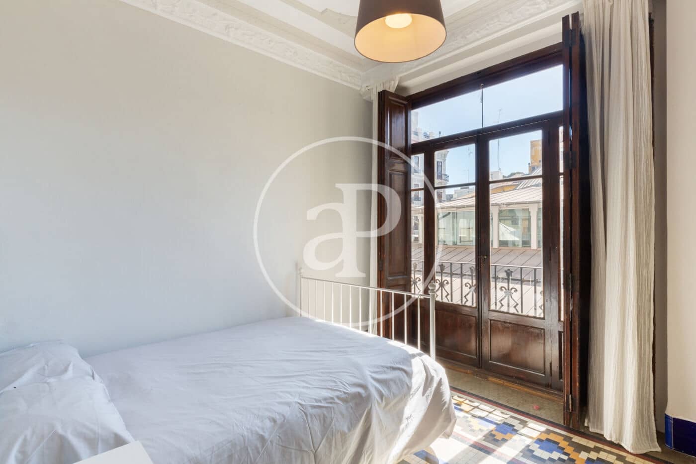4 Zimmer Apartment zu vermieten in Valencia Stadt - 1.500 € (Ref: 9003078)