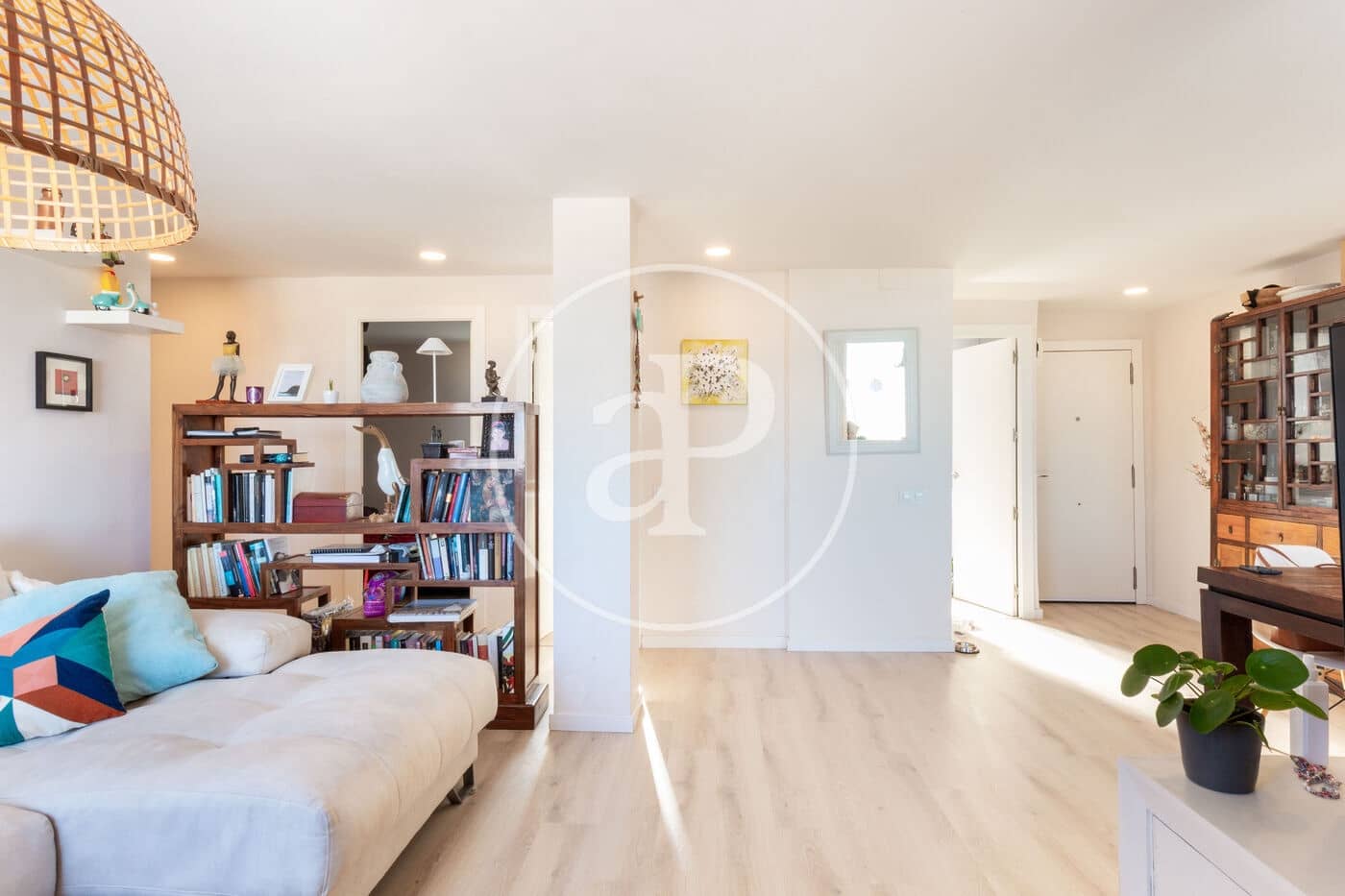 2 bedroom Apartment for sale in Valencia city - € 305,000 (Ref: 9003079)