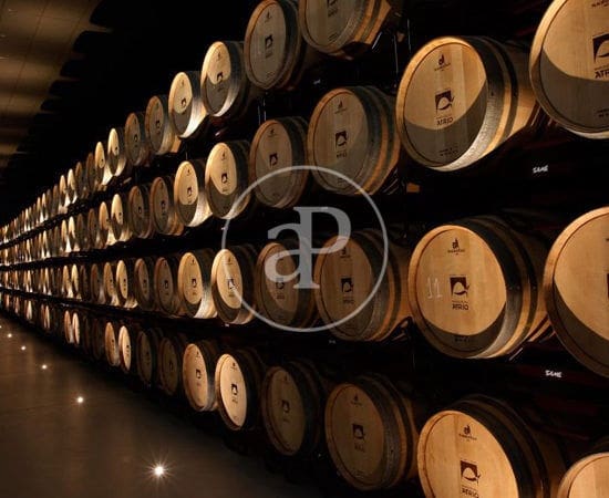 18 bedroom Villa for sale in Utiel - € 900,000 (Ref: 9003083)