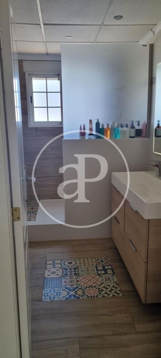 3 soveværelse Villa til salg i L'Eliana med swimmingpool - € 698.000 (Ref: 9003084)