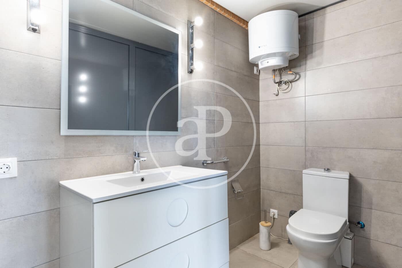 3 bedroom Penthouse for rent in Alboraya / Alboraia with pool - € 3,200 (Ref: 9004978)