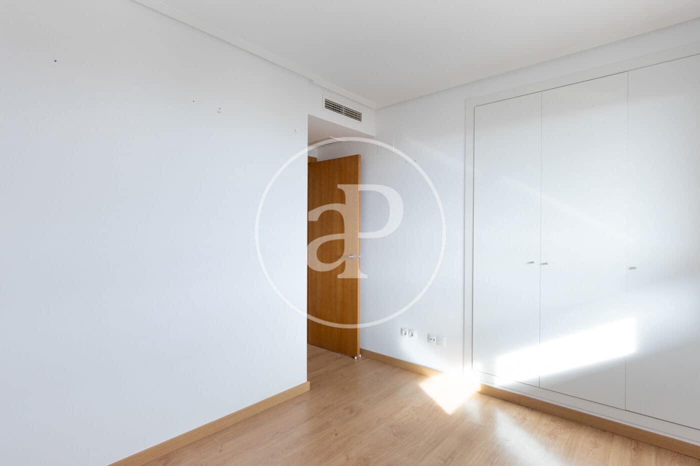 3 bedroom Penthouse for rent in Alboraya / Alboraia with pool - € 3,200 (Ref: 9004978)