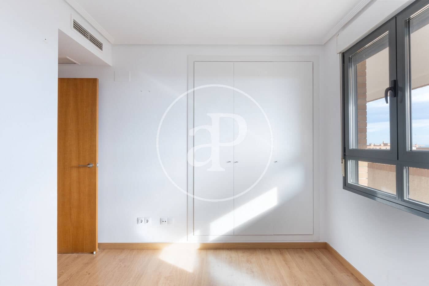 3 bedroom Penthouse for rent in Alboraya / Alboraia with pool - € 3,200 (Ref: 9004978)