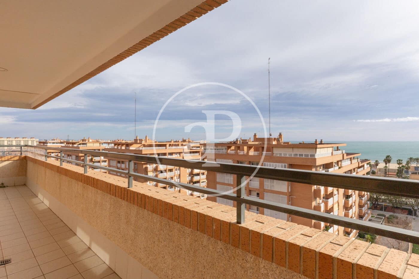 3 bedroom Penthouse for rent in Alboraya / Alboraia with pool - € 3,200 (Ref: 9004978)