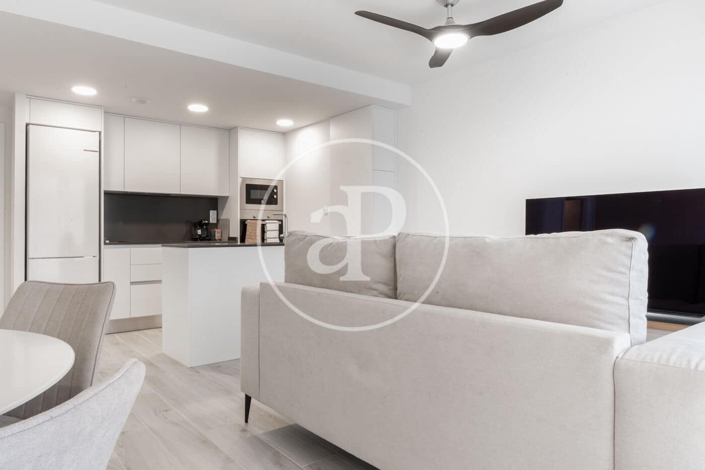 2 soveværelse Lejlighed til leje i Denia med swimmingpool - € 1.400 (Ref: 9004984)