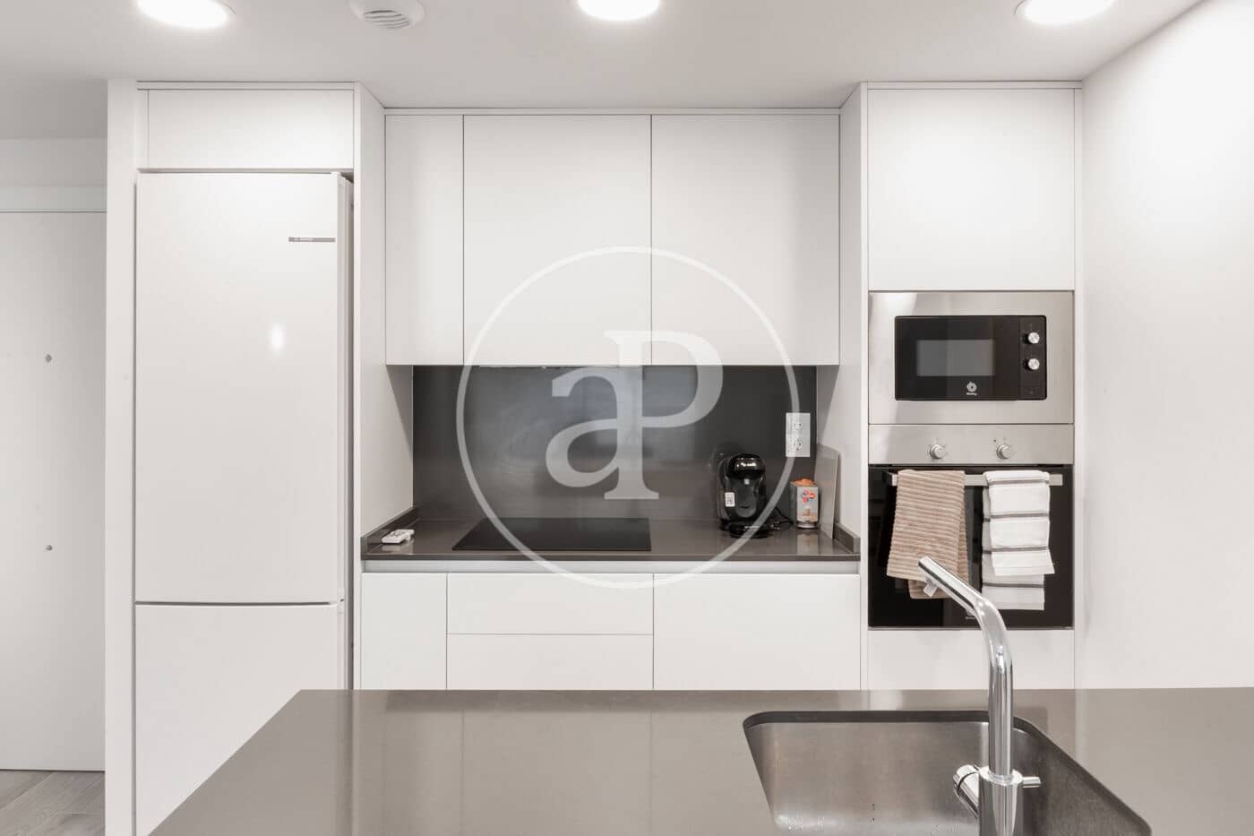 2 soveværelse Lejlighed til leje i Denia med swimmingpool - € 1.400 (Ref: 9004984)