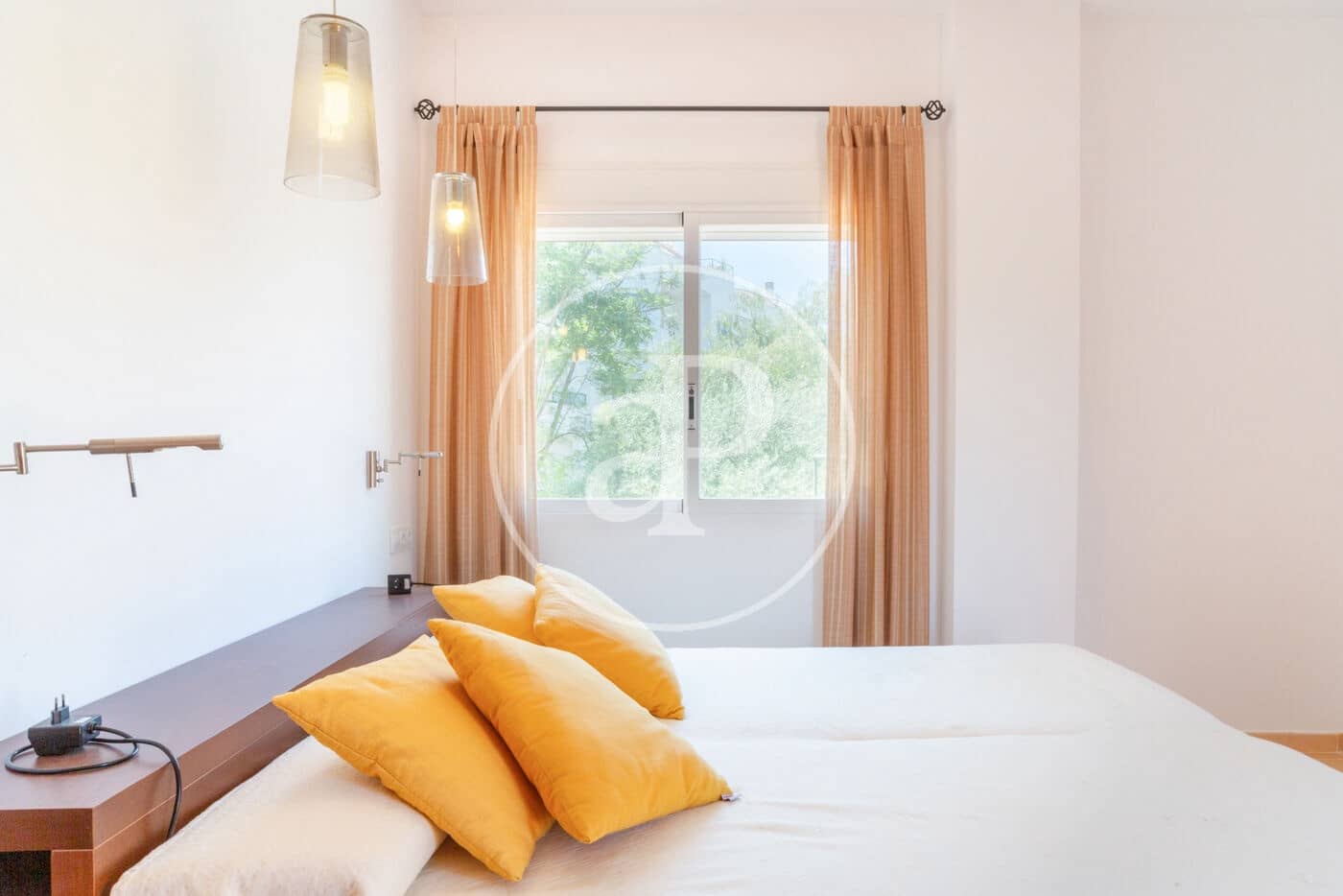 Penthouse de 4 chambres à louer à Betera avec piscine - 2 750 € (Ref: 9012892)