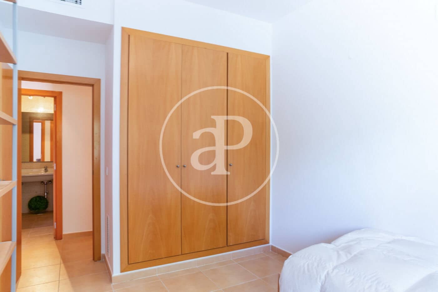 Penthouse de 4 chambres à louer à Betera avec piscine - 2 750 € (Ref: 9012892)