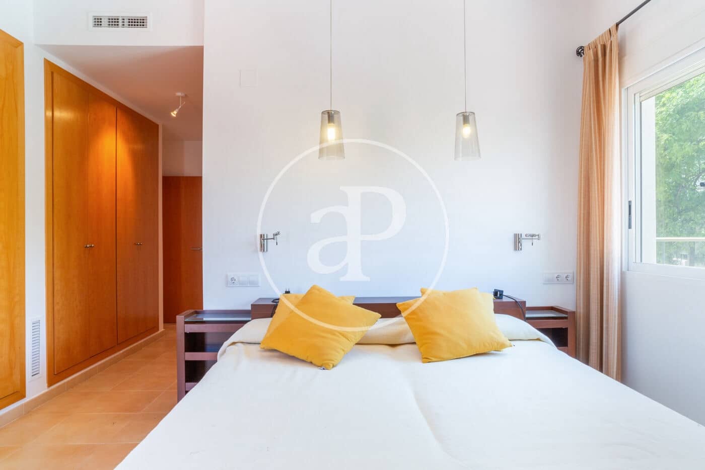 Penthouse de 4 chambres à louer à Betera avec piscine - 2 750 € (Ref: 9012892)