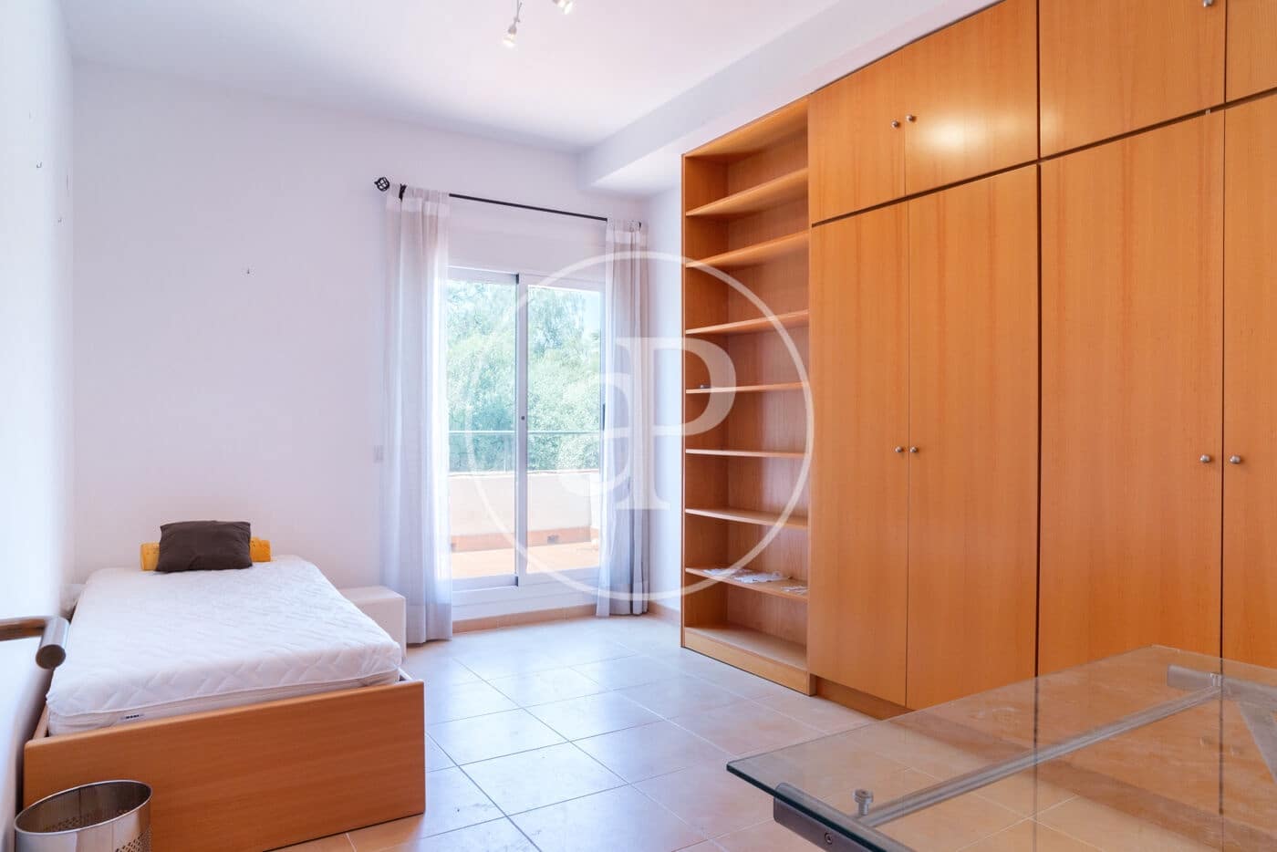 Penthouse de 4 chambres à louer à Betera avec piscine - 2 750 € (Ref: 9012892)