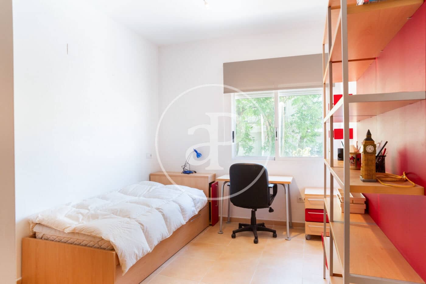 Penthouse de 4 chambres à louer à Betera avec piscine - 2 750 € (Ref: 9012892)