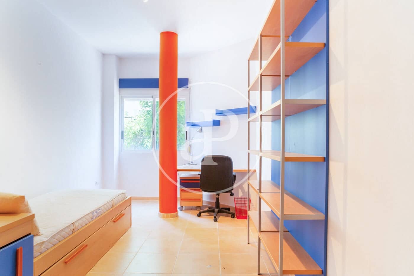 Penthouse de 4 chambres à louer à Betera avec piscine - 2 750 € (Ref: 9012892)