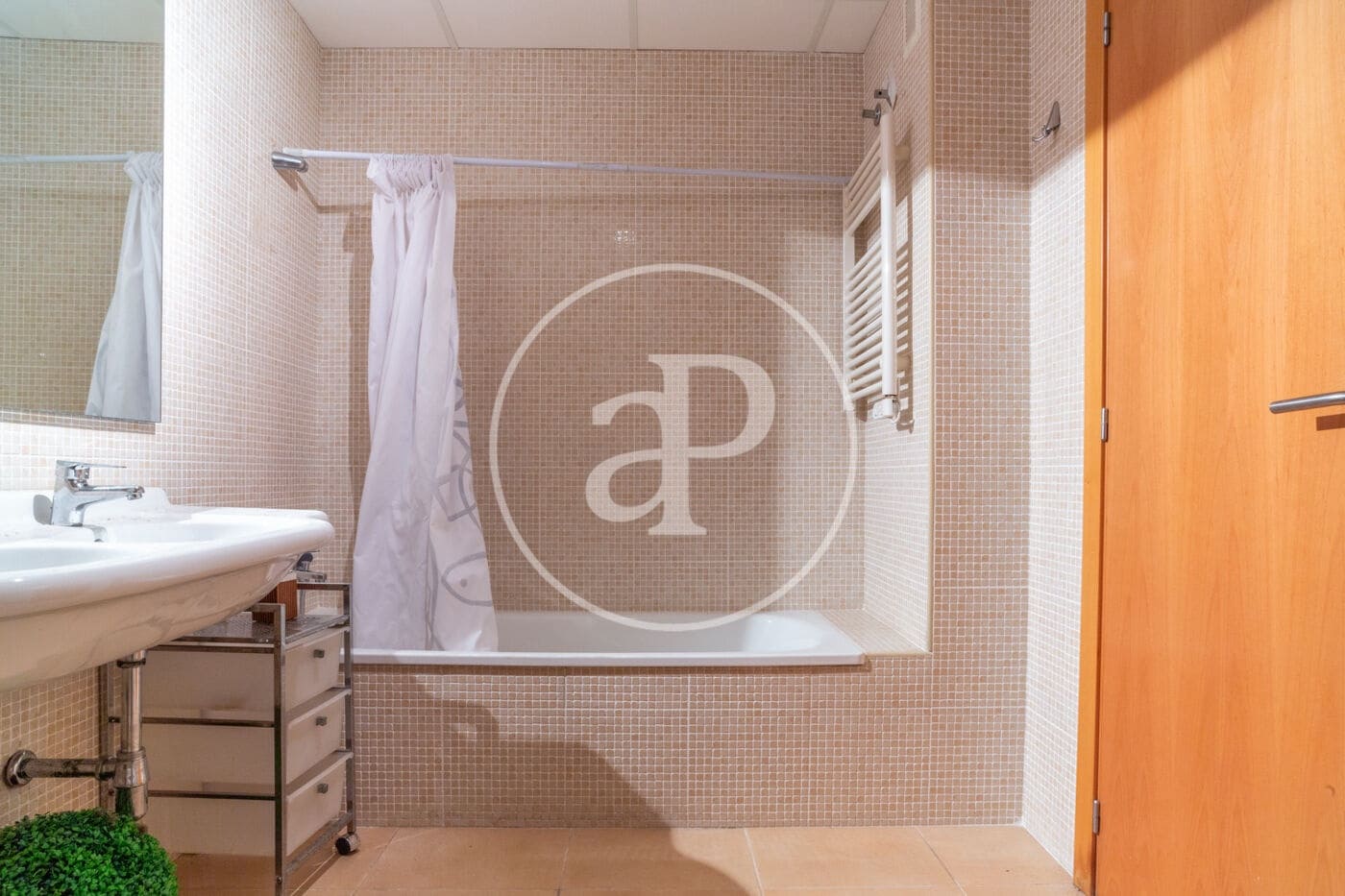 Penthouse de 4 chambres à louer à Betera avec piscine - 2 750 € (Ref: 9012892)