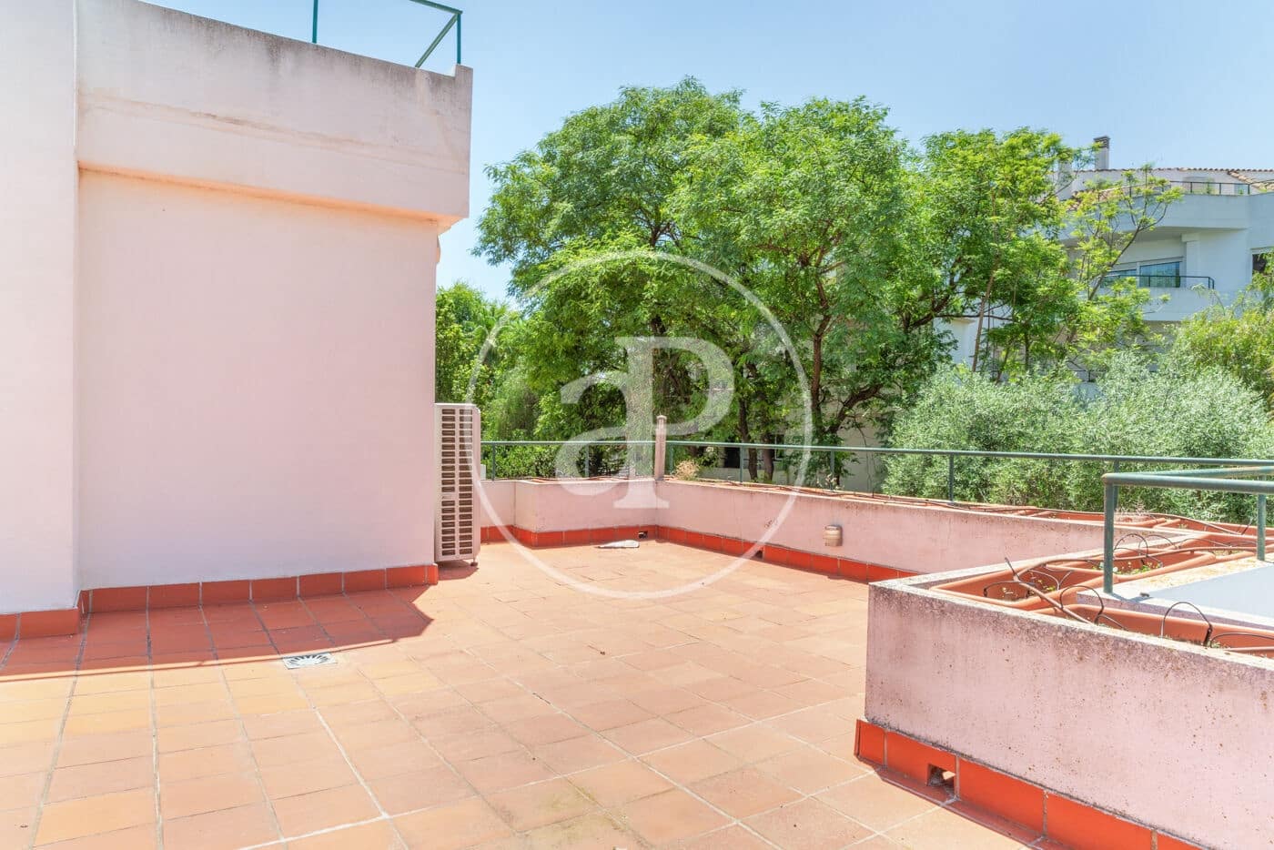 Penthouse de 4 chambres à louer à Betera avec piscine - 2 750 € (Ref: 9012892)