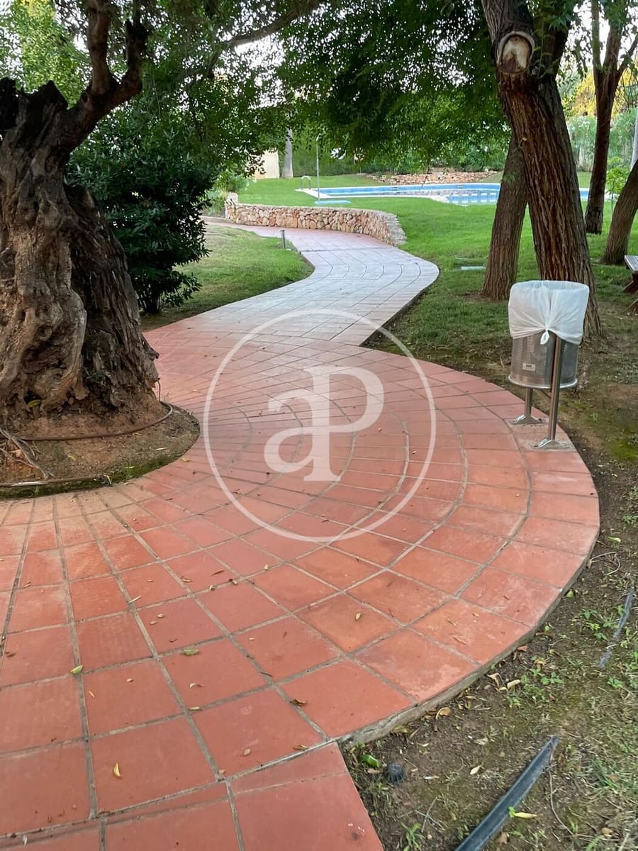 Penthouse de 4 chambres à louer à Betera avec piscine - 2 750 € (Ref: 9012892)