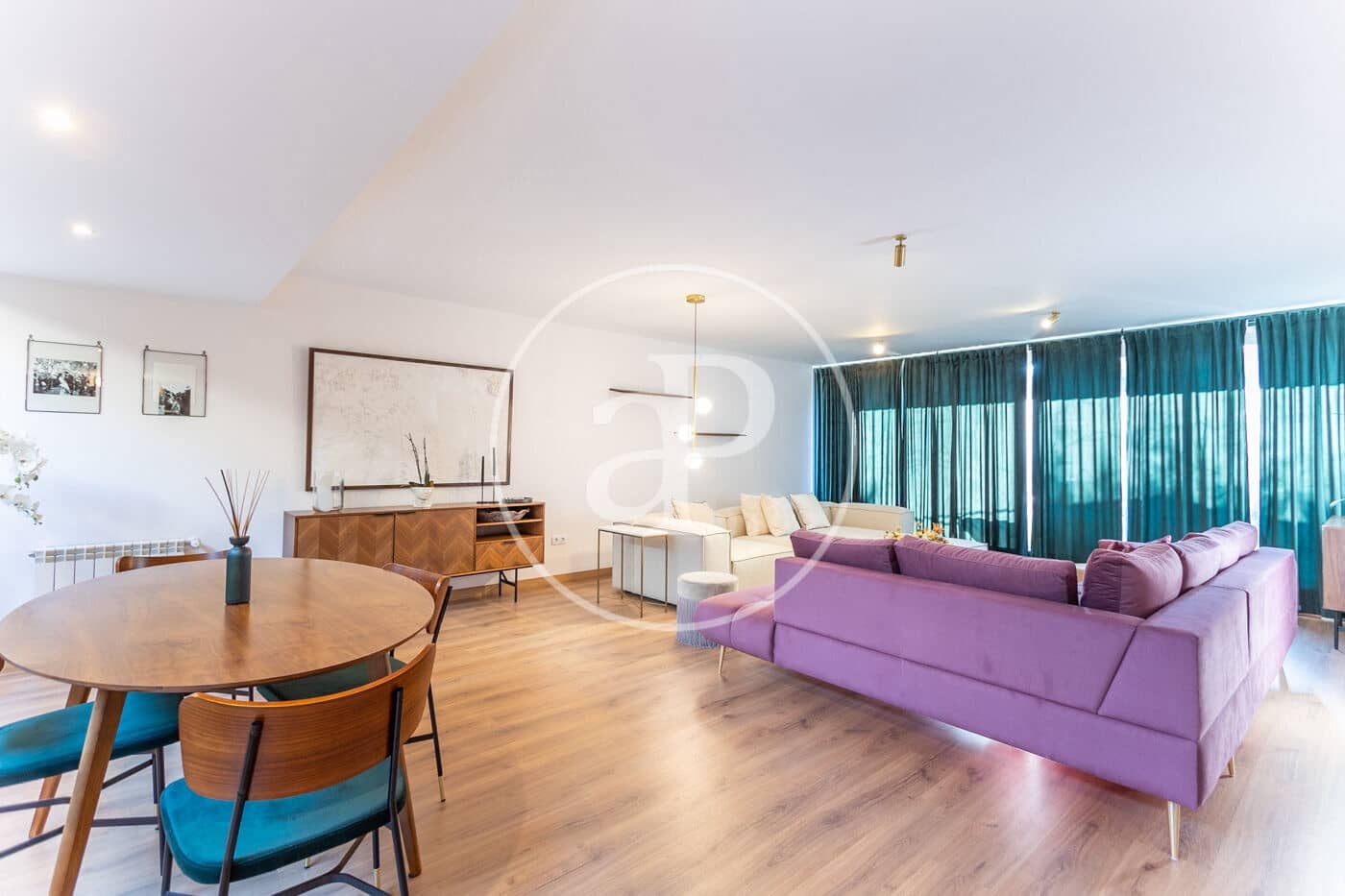 3 soveværelse Villa til salg i Chiva med swimmingpool - € 599.000 (Ref: 9012895)