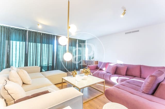 3 quarto Moradia para venda em Chiva com piscina - 599 000 € (Ref: 9012895)