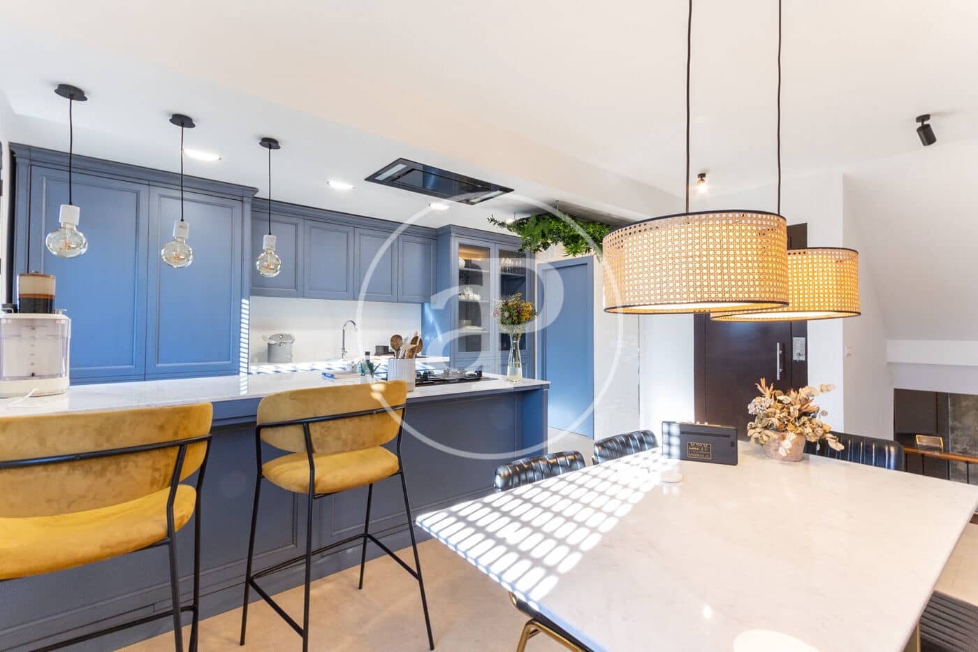 3 soveværelse Villa til salg i Chiva med swimmingpool - € 599.000 (Ref: 9012895)